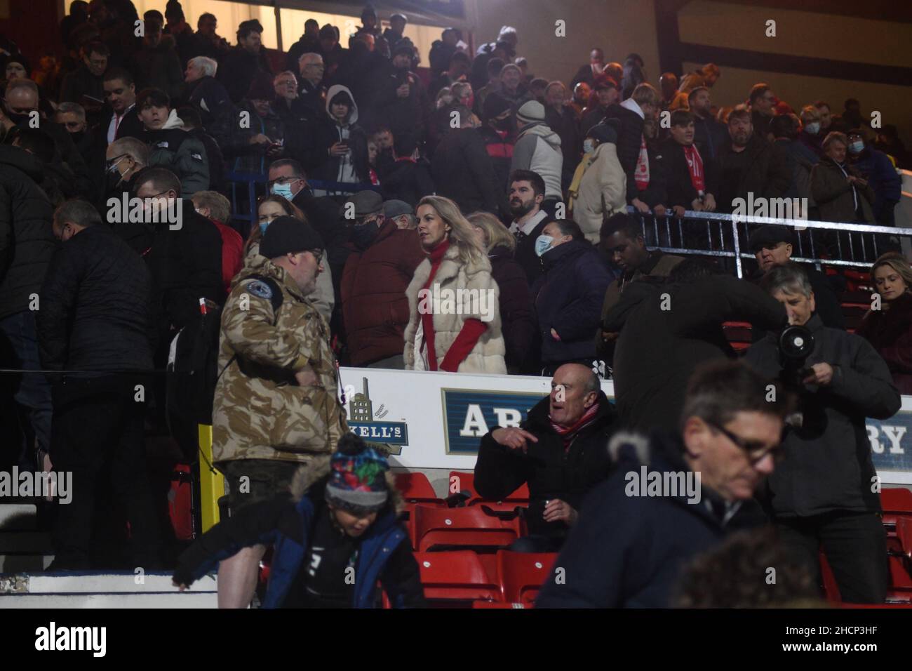 Swindon Town Football Club Supporters Foto Stock