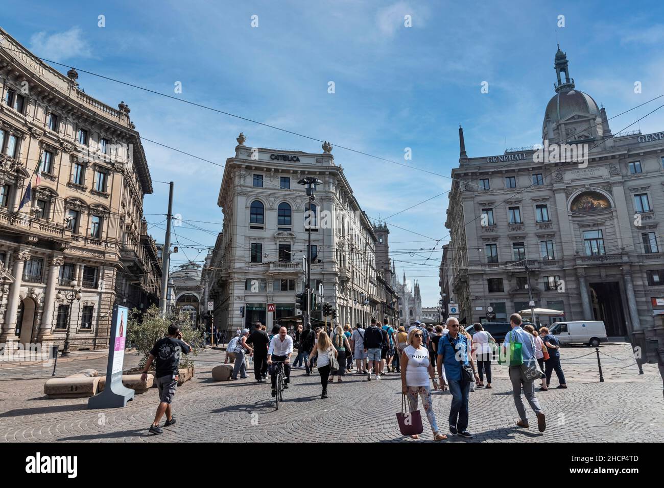 In via Milano, Italia, Europa Foto Stock