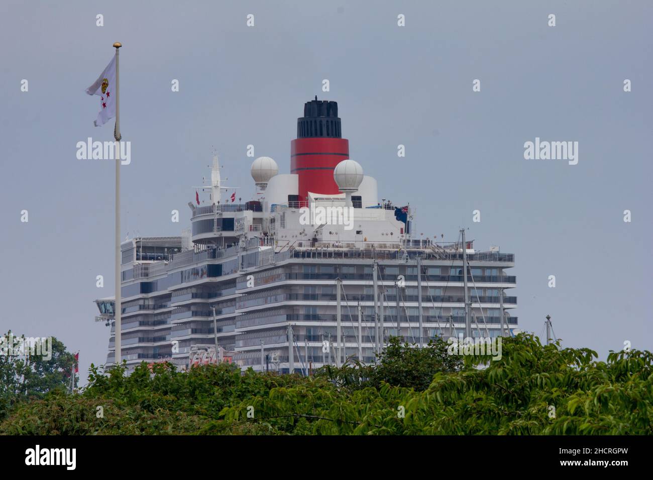 La nave da crociera Cunard Queen Elizabeth ormeggiata a Copenhagen, Danimarca. Foto Stock