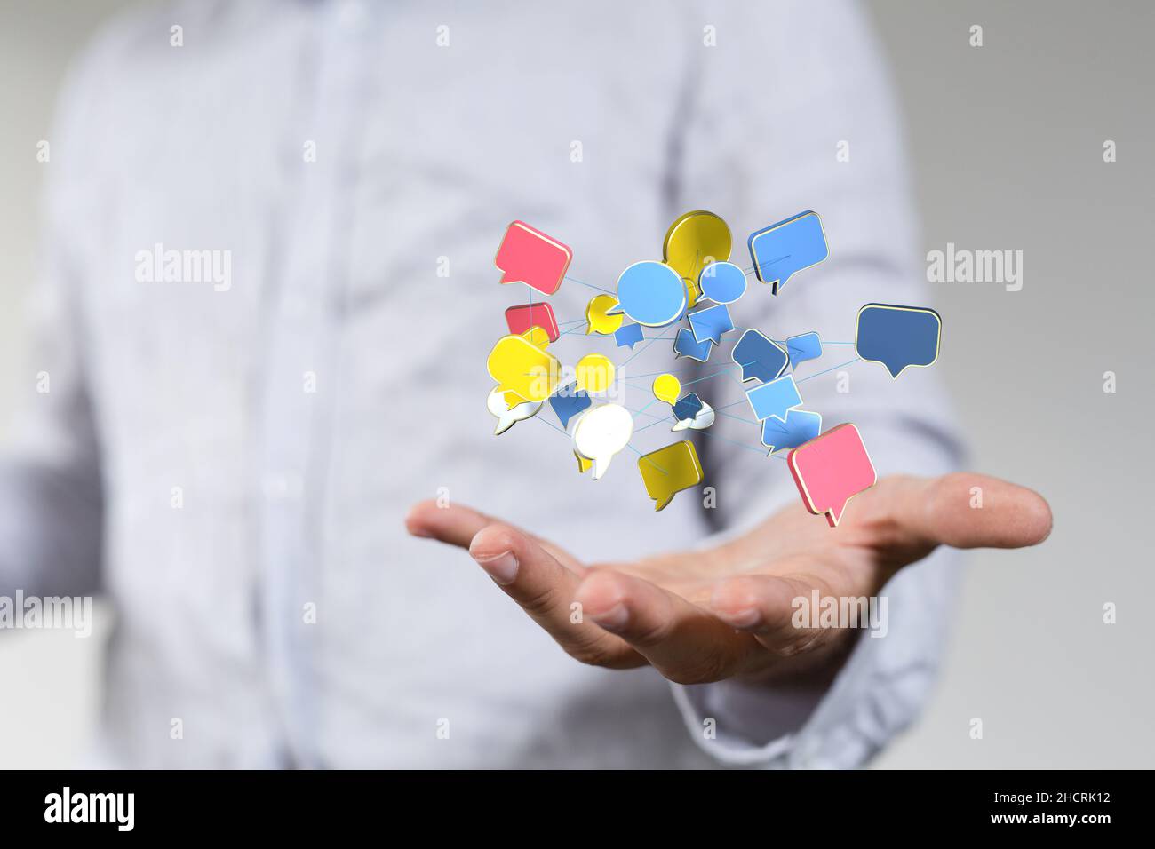 3D rendering del concetto di icona e-mail sullo sfondo della mano Foto Stock