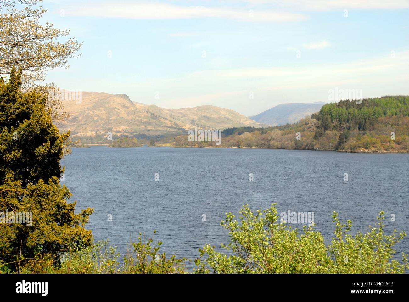 Vista su parte di Loch AWe da Conan's Kirk, Loch AWe, Argyll & Bute, Scozia Foto Stock
