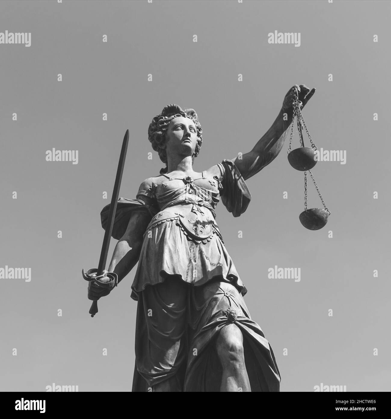 Scultura Justitia (Lady Justitia) Foto Stock