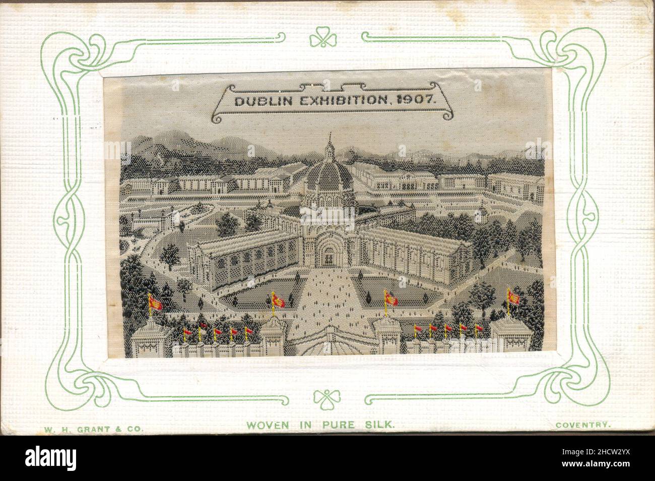 Cartolina ricordo in seta intrecciata di W H Grant, Coventry per la mostra di Dublino 1907 Foto Stock