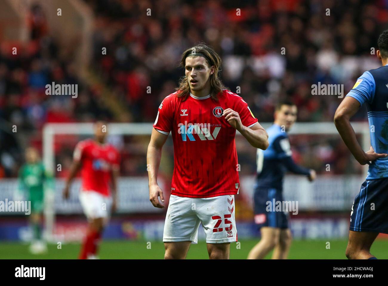 LONDRA, GBR. JAN 1st Josh Davison di Charlton Athletic durante la partita della Sky Bet League 1 tra Charlton Athletic e Wycombe Wanderers alla Valle di Londra sabato 1st gennaio 2022. (Credit: Tom West | MI News) Credit: MI News & Sport /Alamy Live News Foto Stock