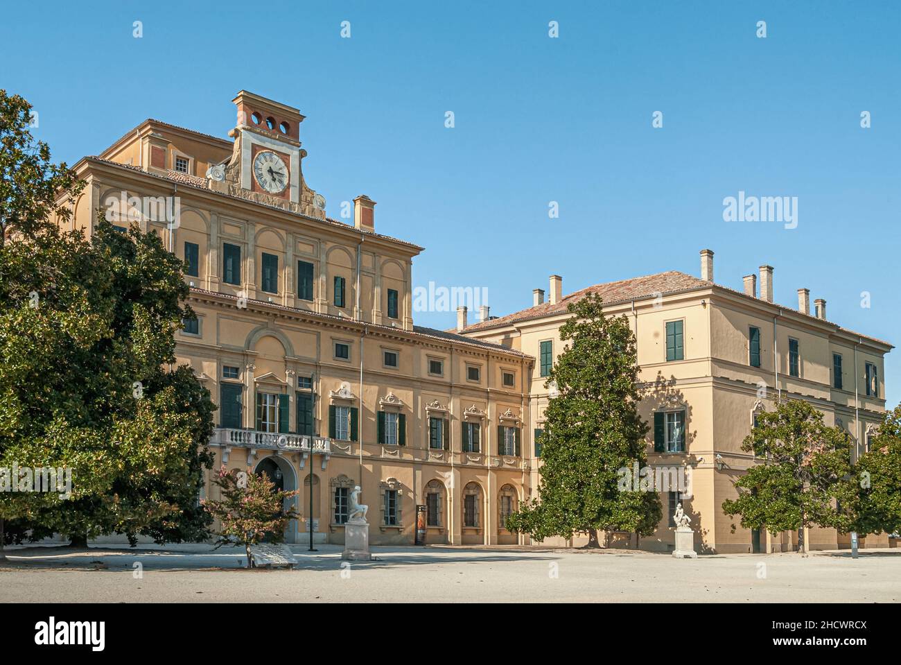 Il Palazzo Ducale è stato costruito dal 1561 per il duca Ottavio Farnese su disegno di Jacopo Barozzi da Vignola. Foto Stock