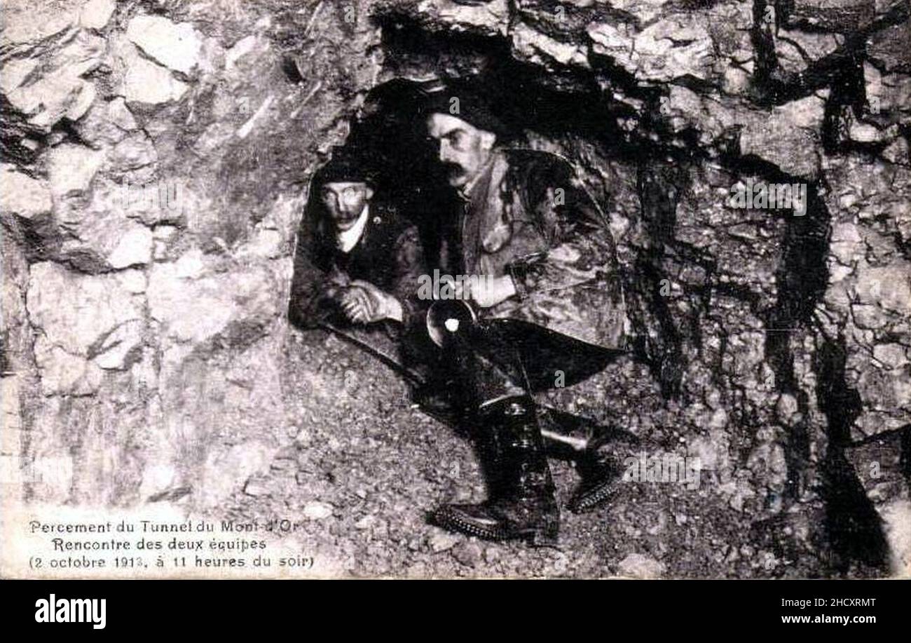 Rencontre foreurs fréais et suisses tunnel Mt d'Or 2 ott 1913. Foto Stock