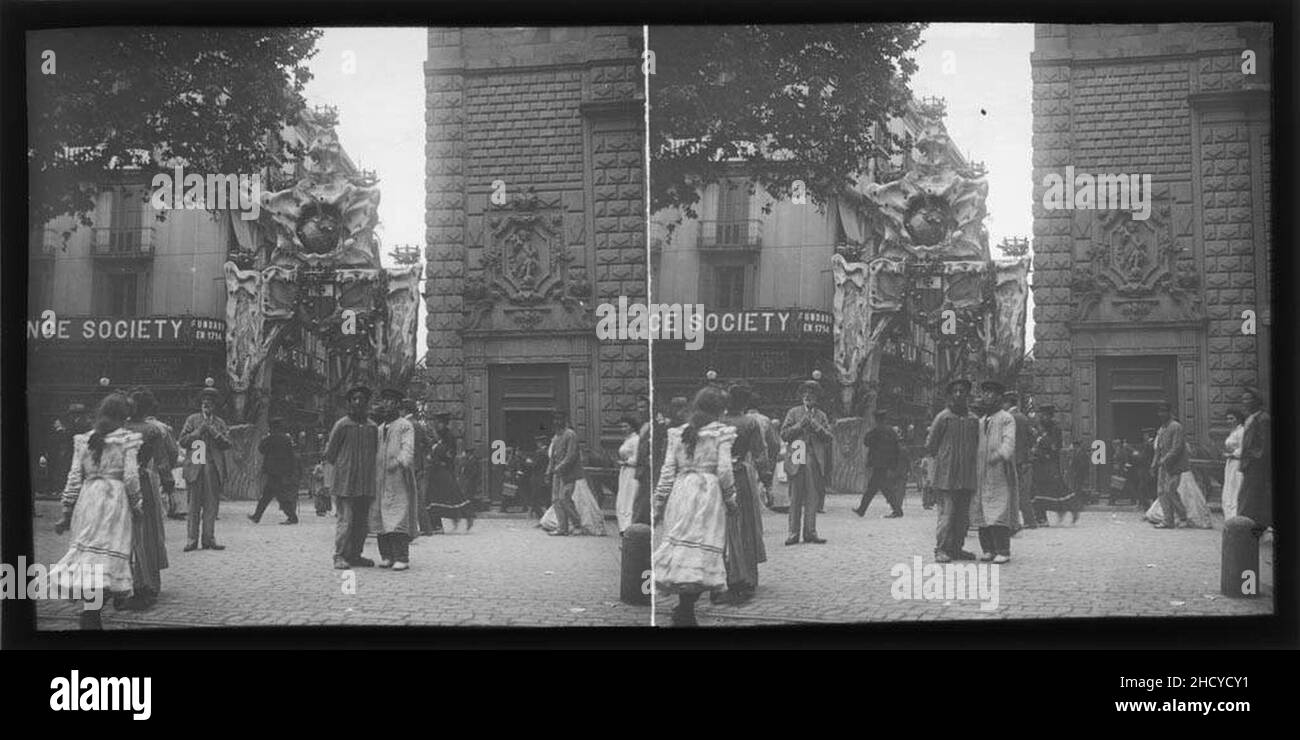 Reproducció de l'antic Portal del carrer del Carme per les festes de la Mercè. Foto Stock