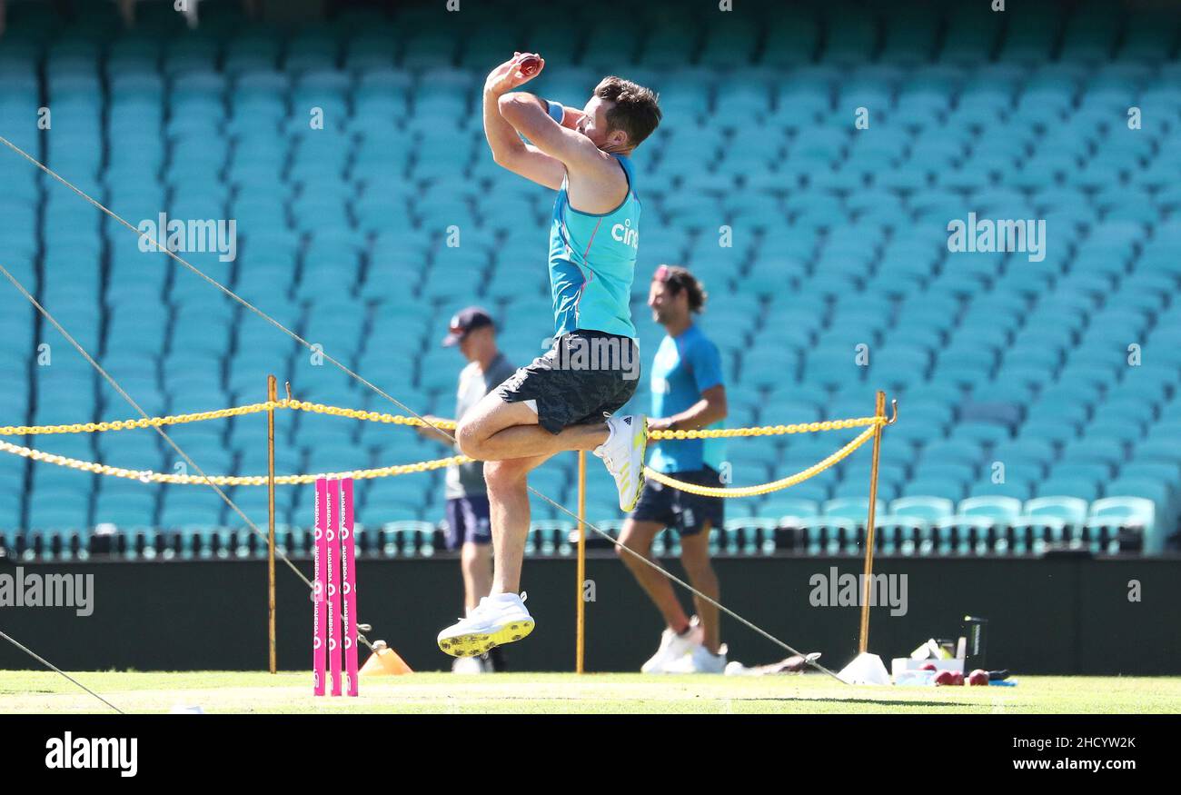 James Anderson in Inghilterra durante una sessione di reti al Sydney Cricket Ground, Sydney. Data foto: Domenica 2 gennaio 2022. Foto Stock