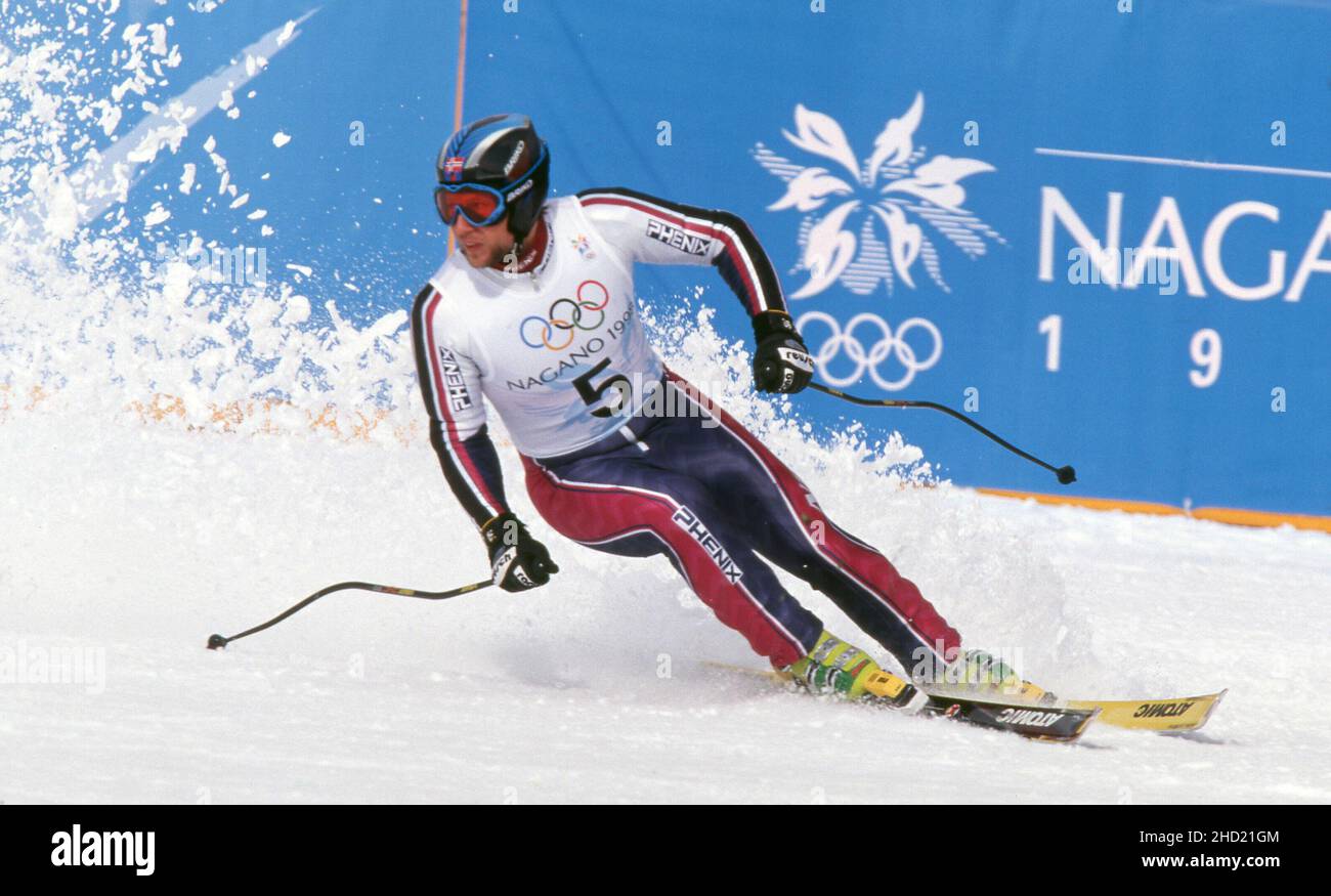 Nagano, Giappone. 02nd Jan, 2022. Primo: Sport, Olimpia degli Sport invernali, Olympias, 1998 Nagano, Giappone, Olimpiadi invernali, 98, archivio immagini mV§ nner, uomini, Ski, Alpine, Ski Alpine, Super G Lasse Kjus, Norway Credit: dpa/Alamy Live News Foto Stock
