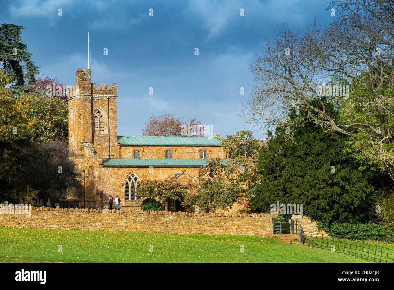 Regno Unito, Inghilterra, Oxfordshire, Banbury, Hanwell, Chiesa di San Pietro Foto Stock