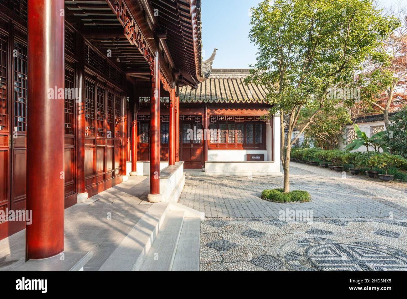 Distante Fragrance Hall nel Giardino dell'umile Amministratore. Suzhou, Cina Foto Stock