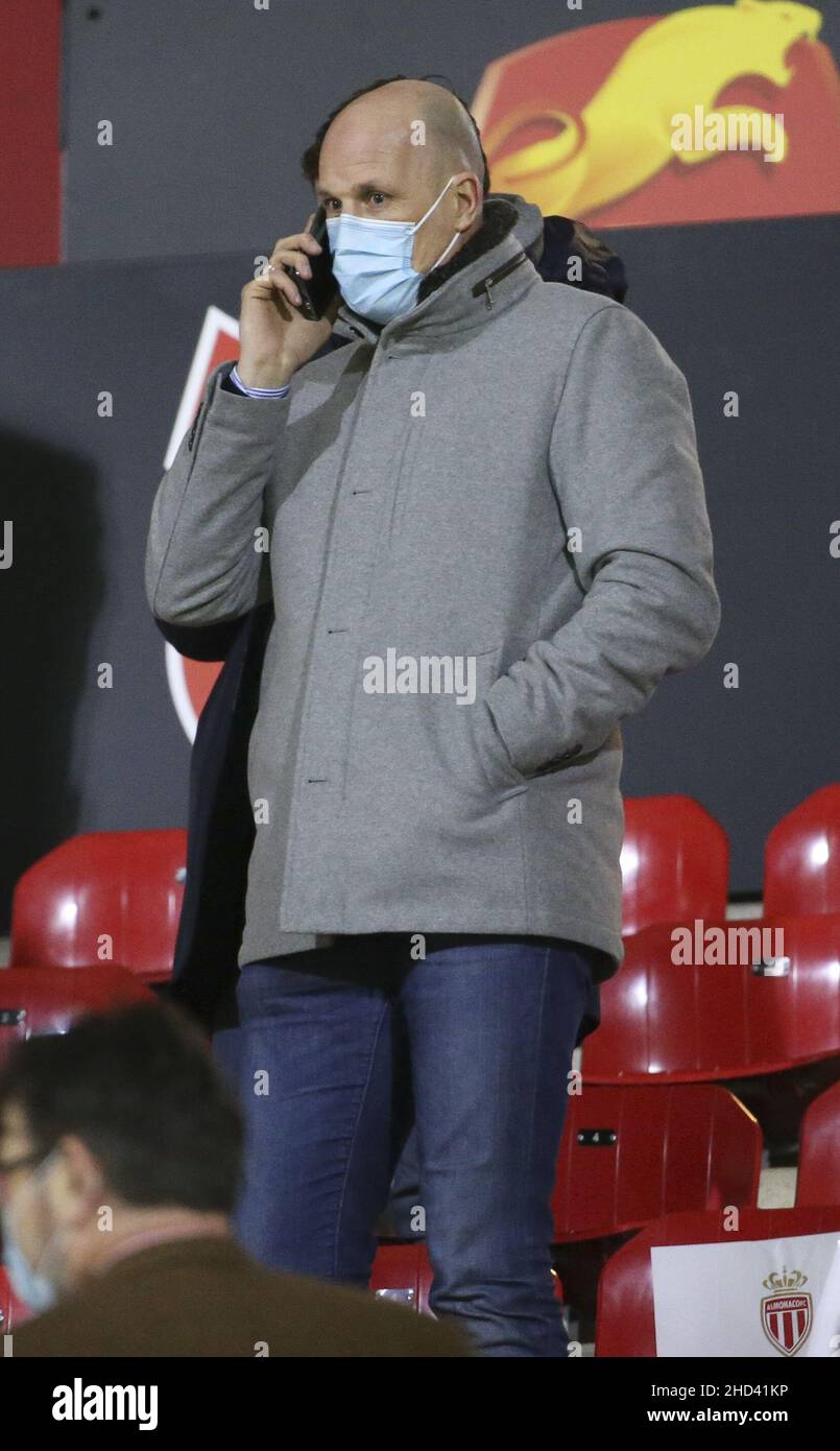 Philippe Clement del Belgio, neo nominato allenatore DI MONACO partecipa dagli stand alla Coppa di Francia, round del 32, partita di calcio tra Quevilly Rouen Metropole (QRM) e AS Monaco (ASM) il 2 gennaio 2022 a Stade Robert Diochon a le Petit-Quevilly vicino Rouen, Francia - Foto: Jean Catuffe/DPPI/LiveMedia Foto Stock