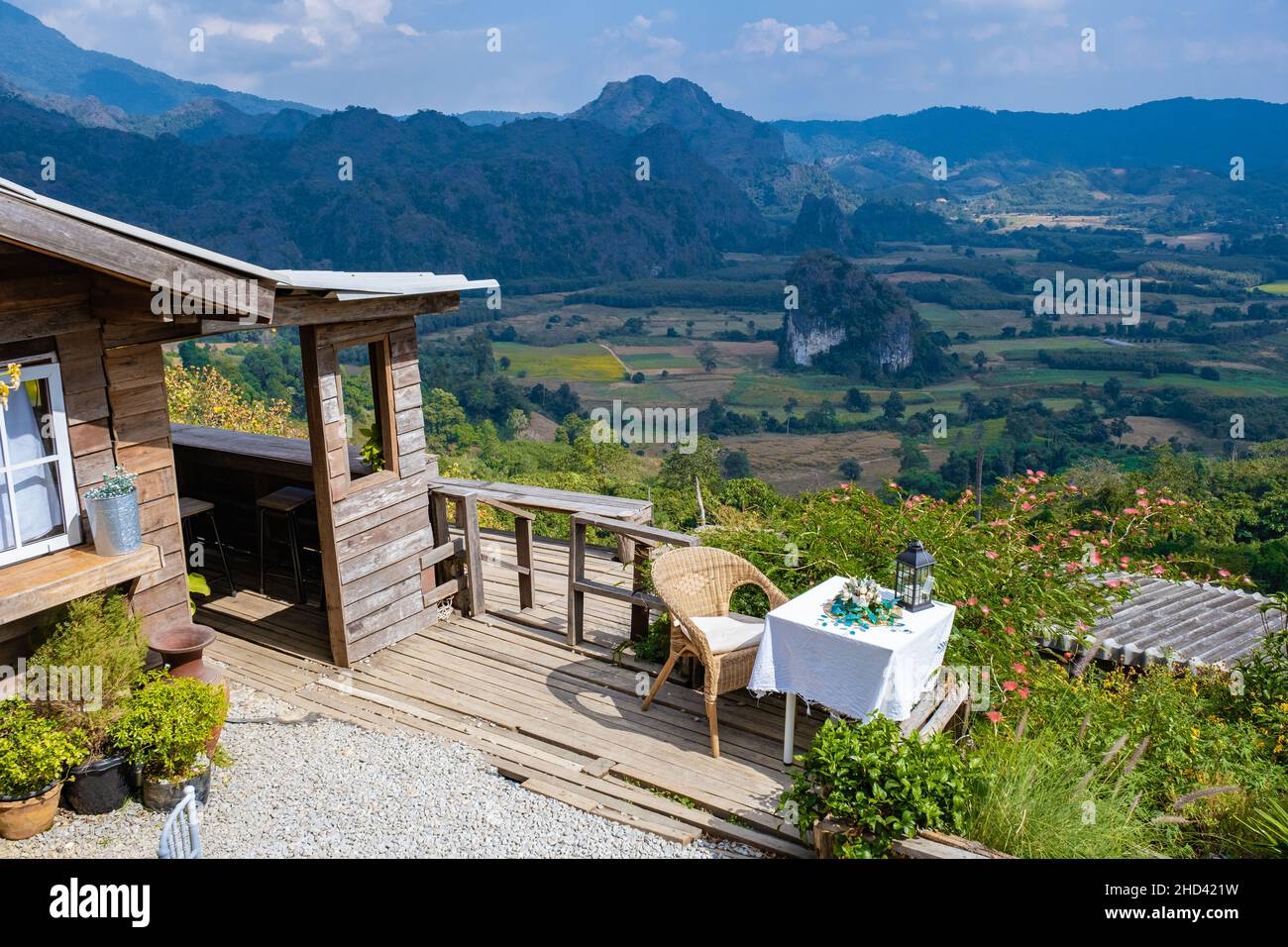 alba a Phu Langka nel nord della Thailandia, il parco nazionale di Phu Langka copre l'area di circa 31.250 Rai nel sub-distretto di Pai Loam, distretto di Ban Phaeng della provincia di Nakhon Phanom Thailandia Foto Stock