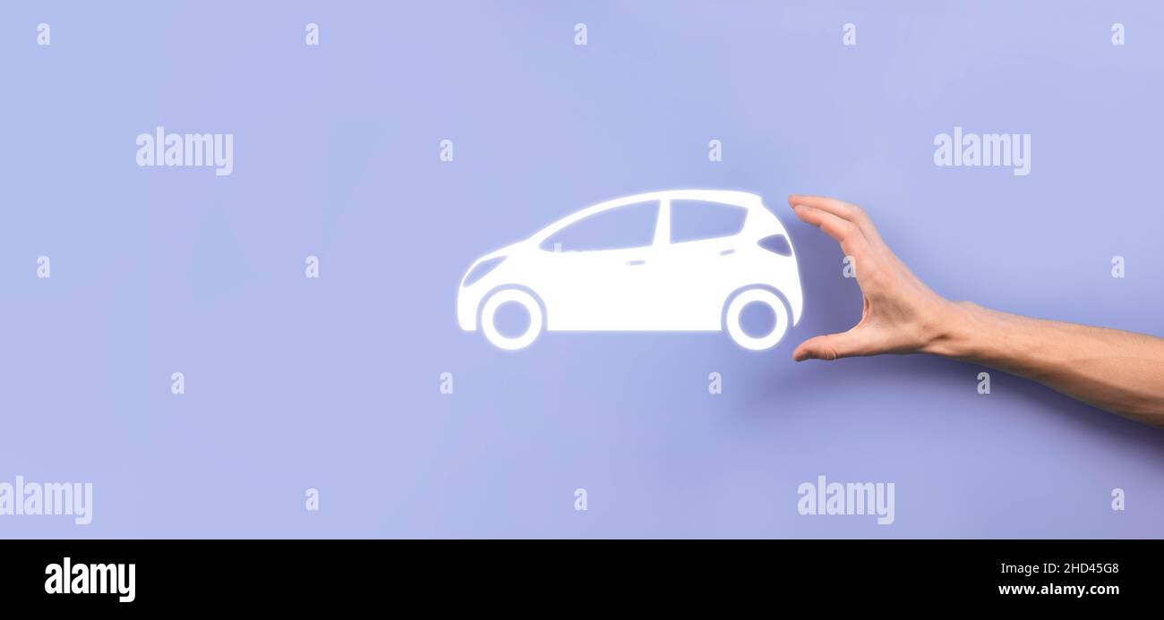 Icona auto per auto con mano maschile su sfondo grigio. Ampio banner composition.Car assicurazione auto e garanzia di collisione danni concetti. Foto Stock