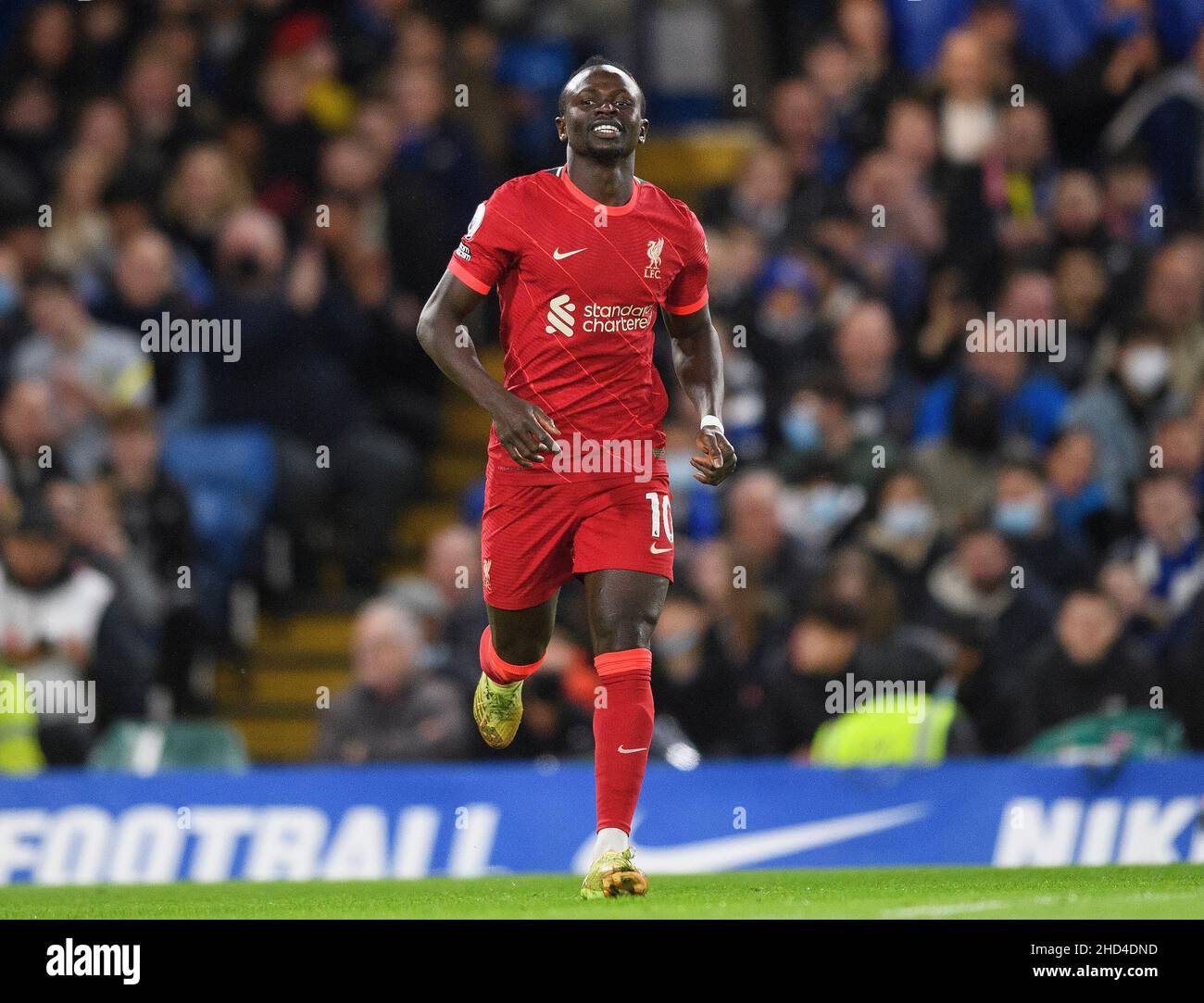 Sadio Mane durante la partita della Premier League a Stamford Bridge, London Picture Credit: Mark Pain/Alamy Live News Foto Stock