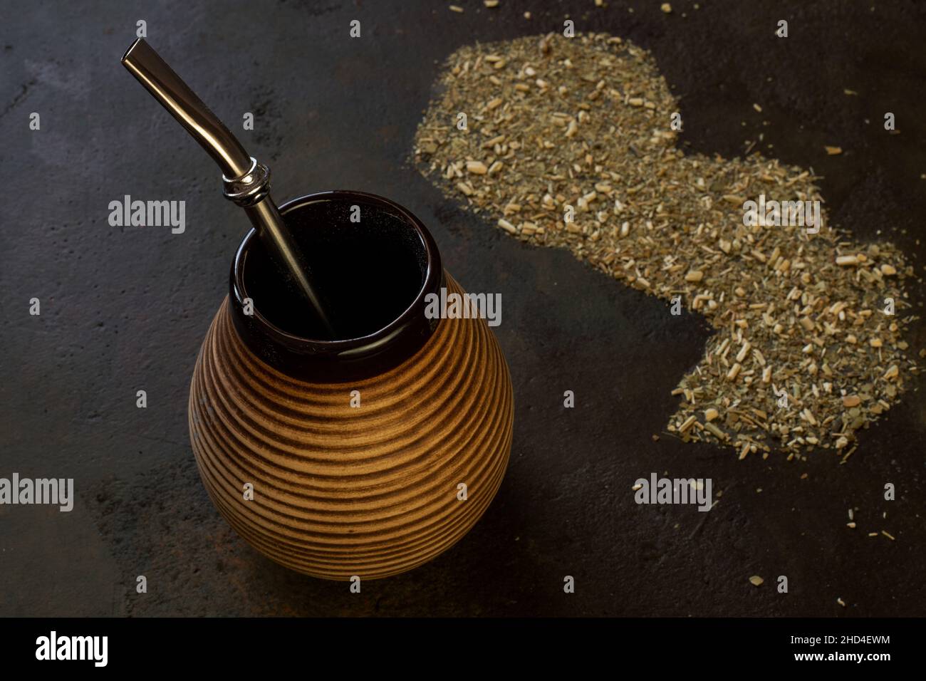 yerba mate in ceramica matero con forma di Paraguay realizzata da yerba mate Foto Stock