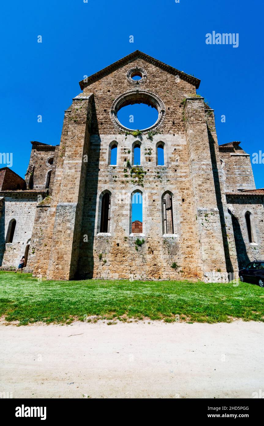 Le rovine dell'Abbazia di San Galgano in Toscana, Itay Foto Stock