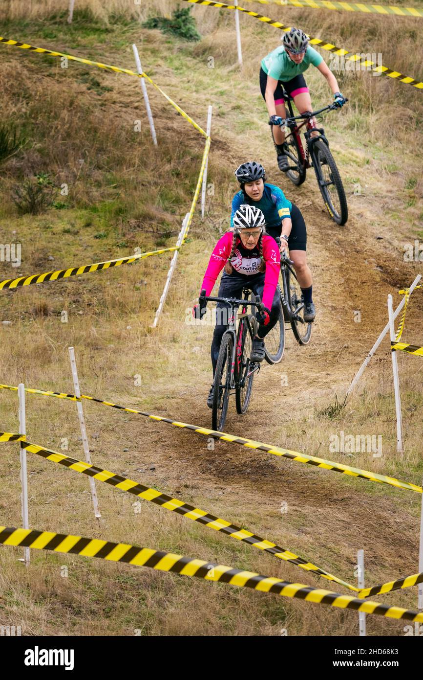 WA20599-00....WASHINGTON - la corsa di ciclocross della donna. SIG. N. S1 Foto Stock