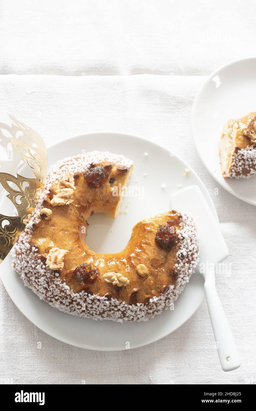 Francia, torta di Galette des Rois per la festa di Epiphanie Foto Stock