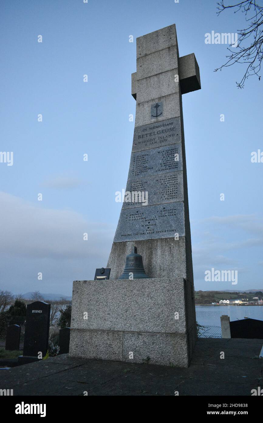 Bantry, West Cork, Irlanda. 4th Jan 2022. Il 8 gennaio 2022 sarà commemorato il 43rd anniversario del disastro di Whiddy Island, in cui 51 persone sono morte nel mare di Bantry Bay. Cedit: Karlis Dzjamko/Alamy Live News. Foto Stock