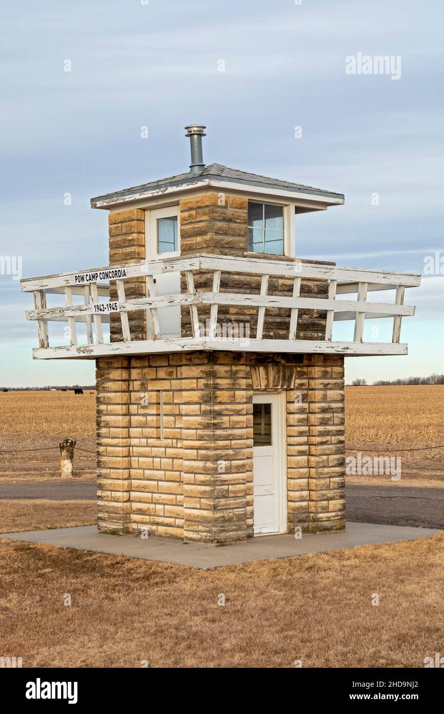 Concordia, Kansas - una torre di guardia del campo di guerra della seconda guerra mondiale che tenne più di 4.000 soldati tedeschi dal 1943 al 1945. Il campo aveva 30 Foto Stock