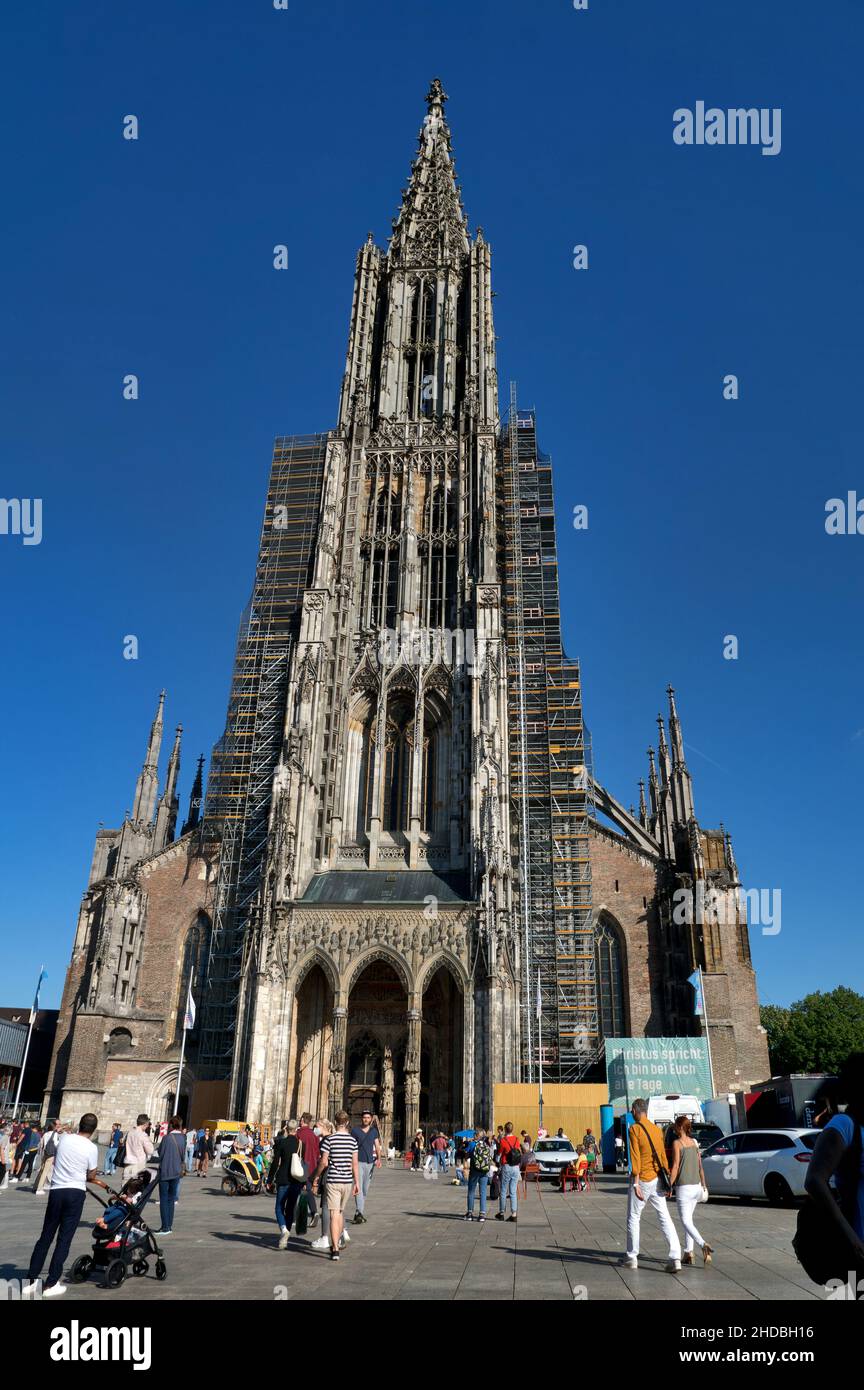 Ulm Minster è una chiesa luterana. Attualmente è la chiesa più alta del mondo, con un campanile di 161,5 metri (530 piedi). Foto Stock