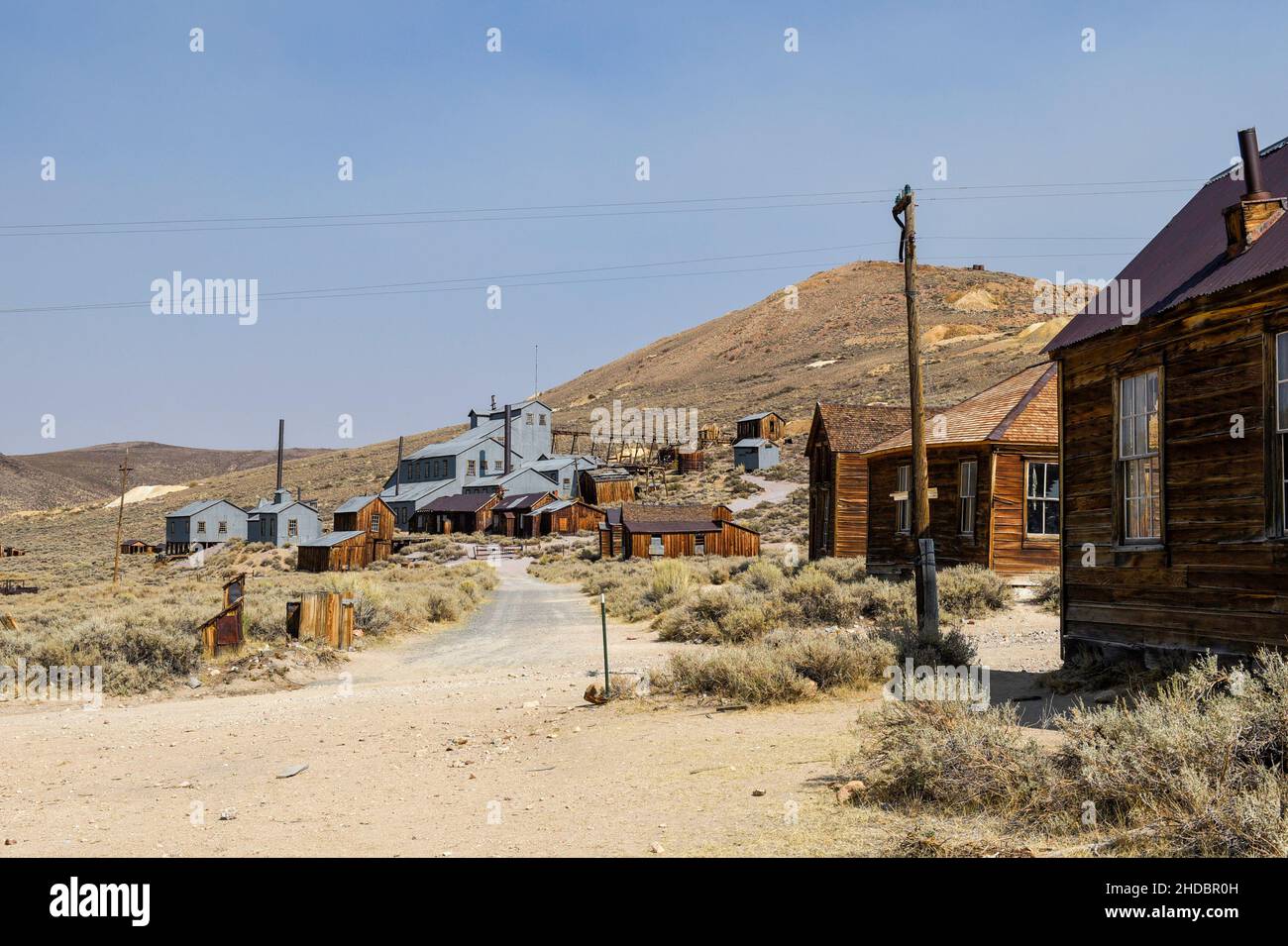 Bridgeport, California, Stati Uniti. 16 ottobre 2020. Strutture minerarie decaduto Bodie state Historic Park, ora chiuso al pubblico Bodie è una miniera d'oro California Foto Stock