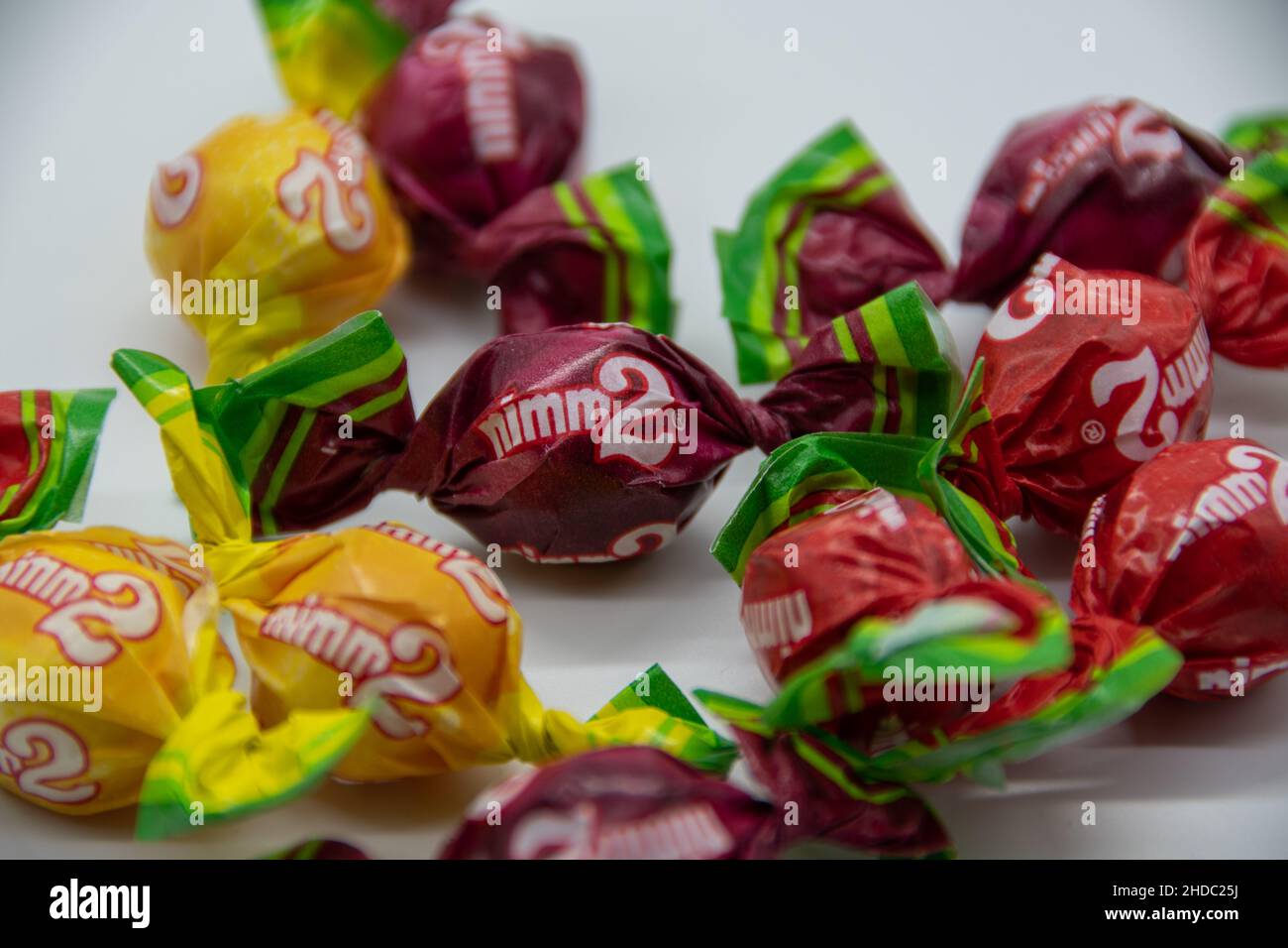 Rheinbach, Germania 6 ottobre 2021, primo piano di alcune caramelle da masticare 'Nimm2' Foto Stock