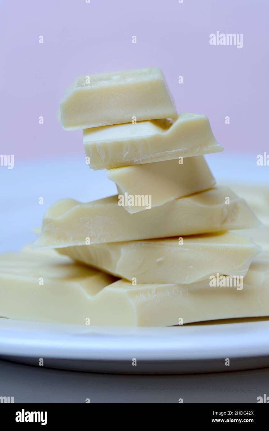 Cioccolato bianco, gocce di cioccolato Foto Stock