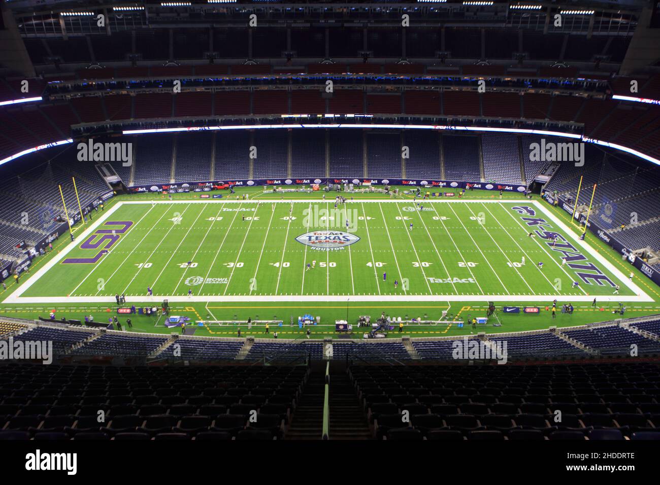Stadio NRG pronto per LSU e K-state durante il TaxAct Texas Bowl, martedì 4 gennaio 2022, a Houston, Texas. I Kansas state Wildcats hanno sconfitto la LSU Tiger Foto Stock