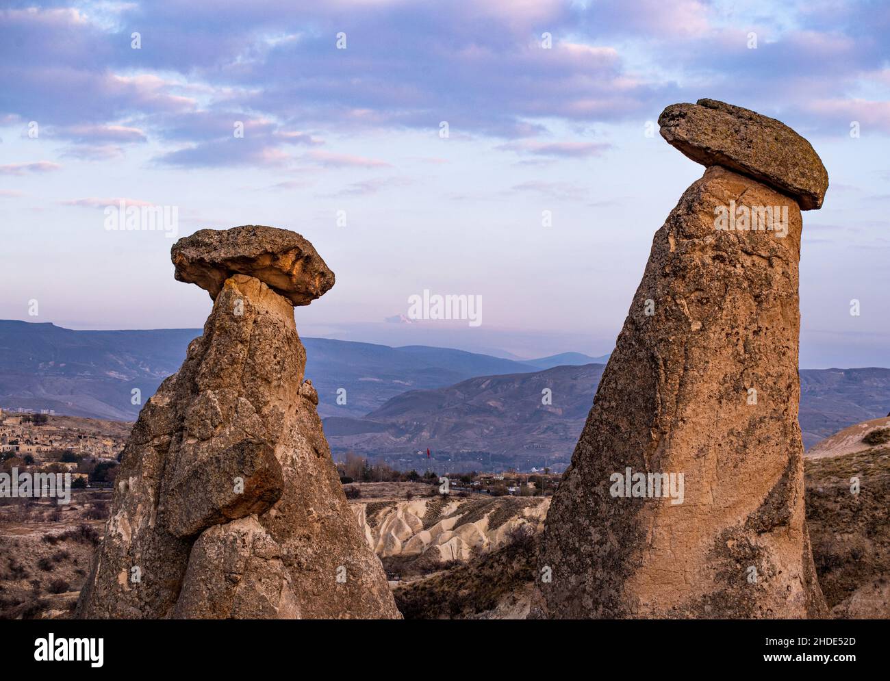 Bella vista delle tre bellezze uniche formazioni rocciose in Turchia Foto Stock