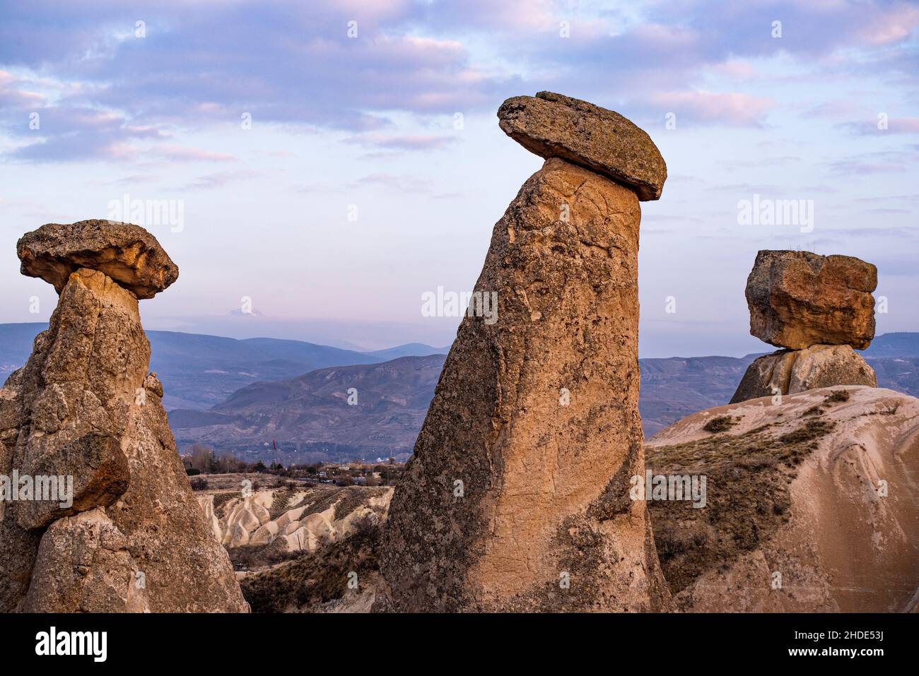 Bella vista delle tre bellezze uniche formazioni rocciose in Turchia Foto Stock