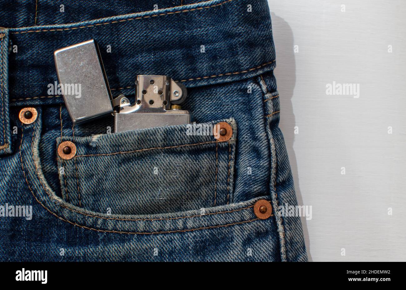 Tasca In Denim Immagini e Fotos Stock - Alamy