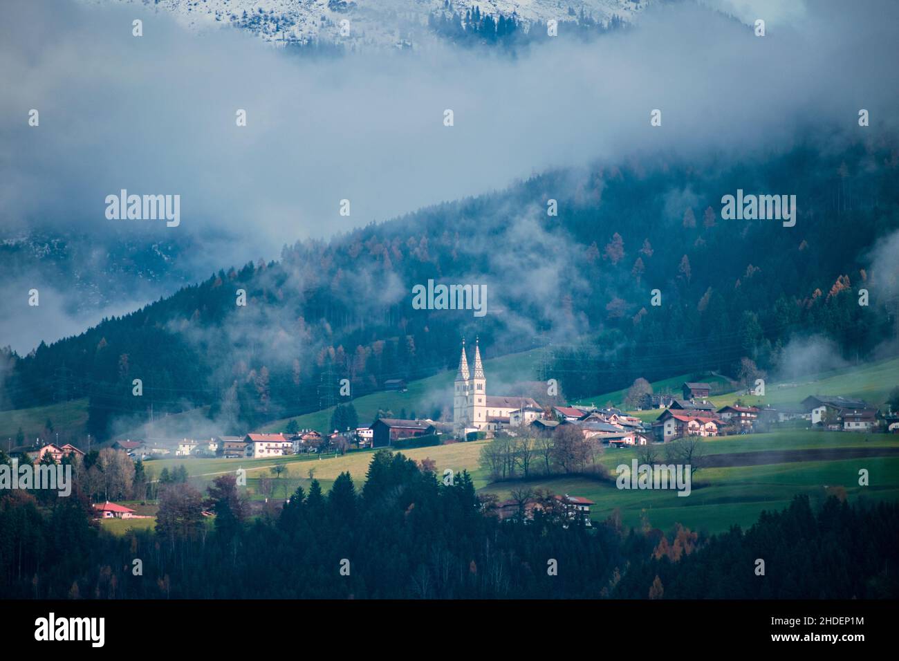 Piccolo villaggio a Innsbruck, Austria Foto Stock