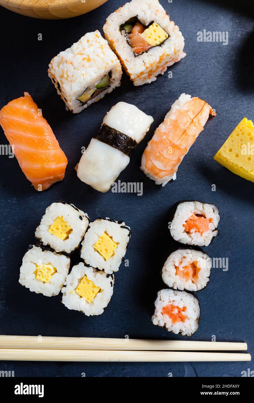 sushi, panini, tamagoyaki, sushi nigiri, sushi, tamagoyakis Foto Stock
