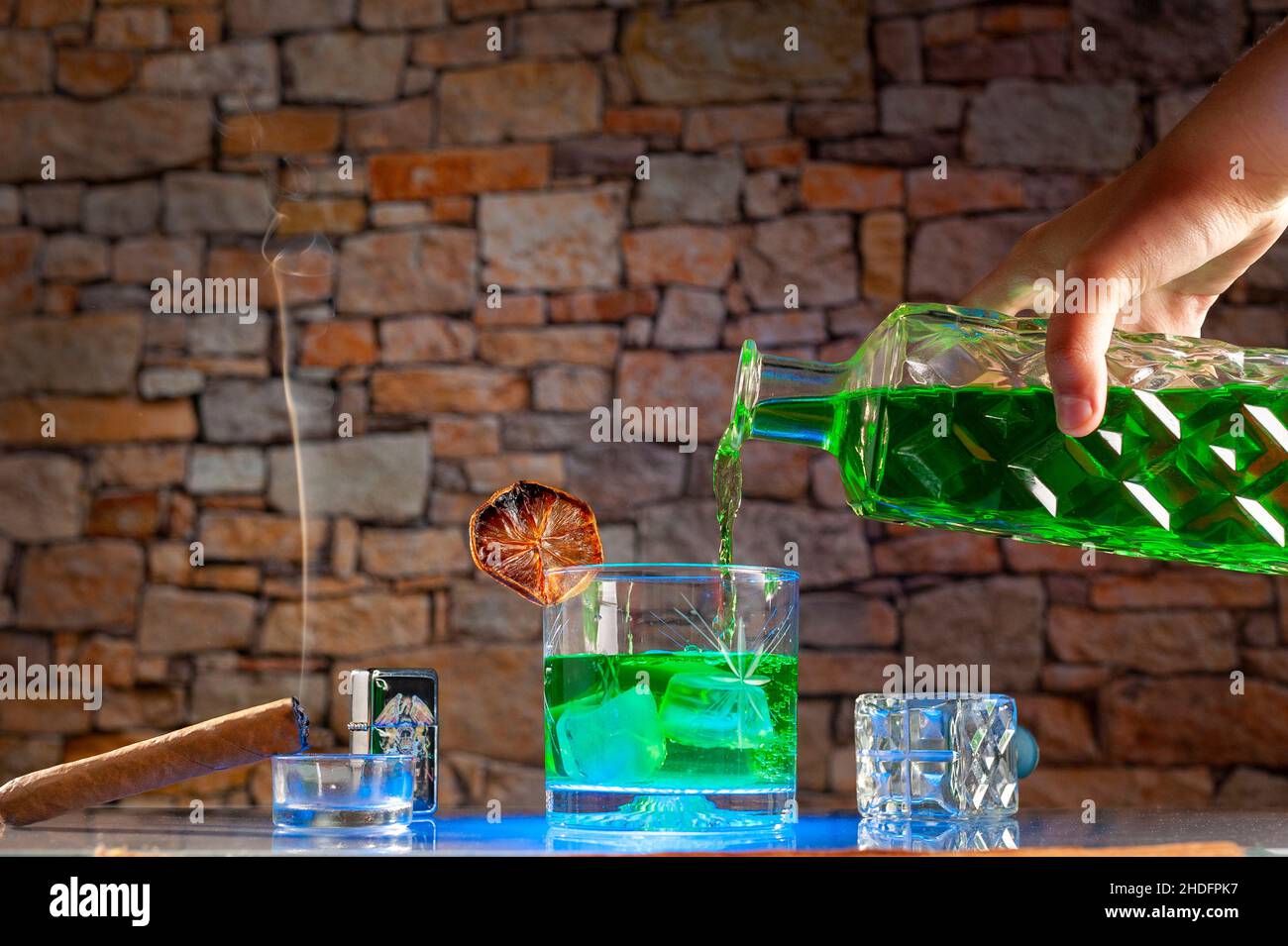Primo piano di cocktail verde Foto Stock