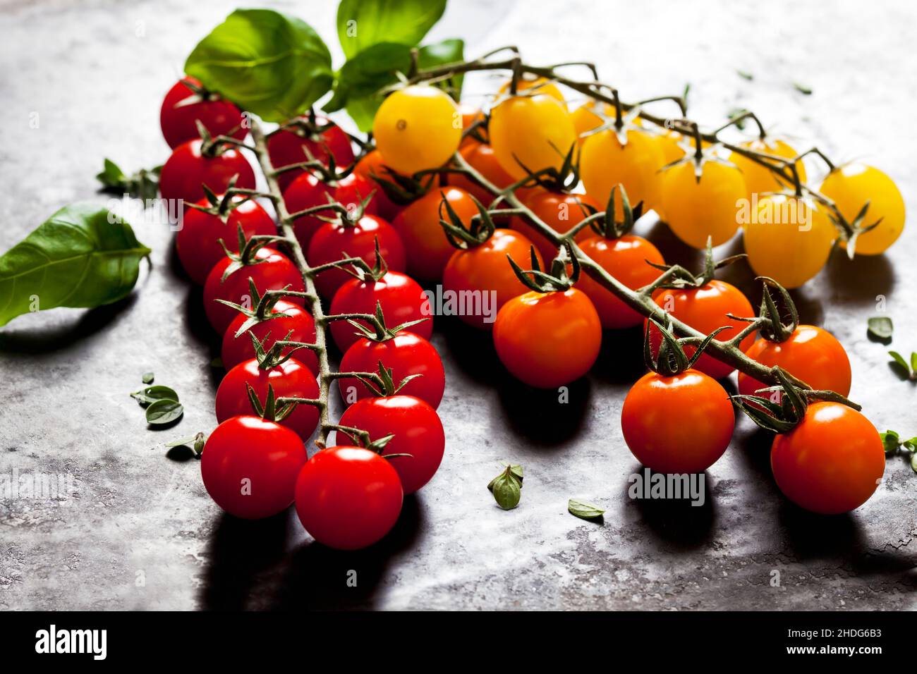 pomodori, pomodori di vite, pomodori ciliegini, pomodori, pomodori di vite, pomodoro ciliegia Foto Stock