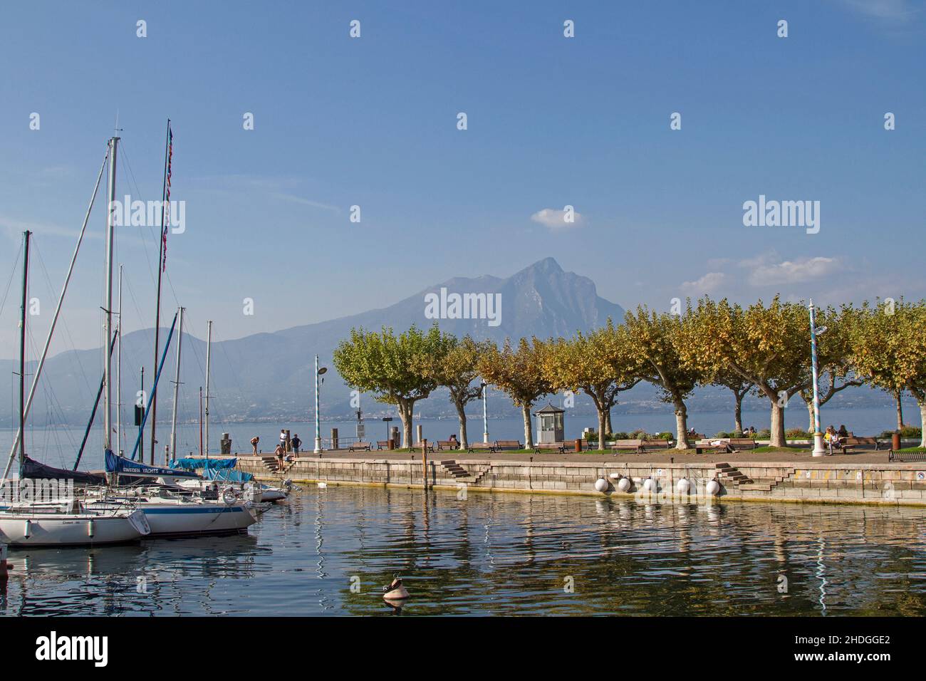 lago di garda, torri del benaco, lago gardas, torri del benacos Foto Stock