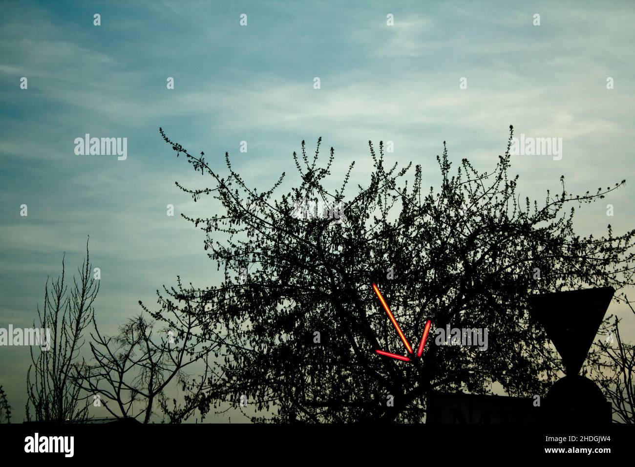 freccia, illuminata, nessuna terra dell'uomo, frecce, illuminazioni Foto Stock