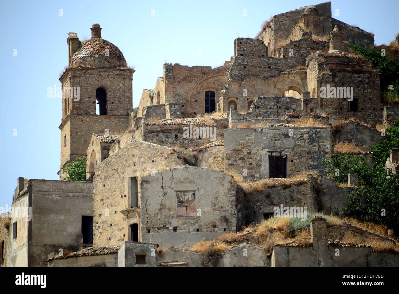 Craco, da una città fantasma a un film ambientato nella regione della Basilicata. Nel 1963, il centro storico iniziò a subire lo spopolamento a causa di una frana Foto Stock