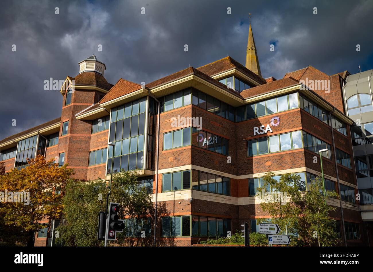 Sede del gruppo assicurativo RSA nel Regno Unito, a Horsham, West Sussex, Regno Unito. Foto Stock