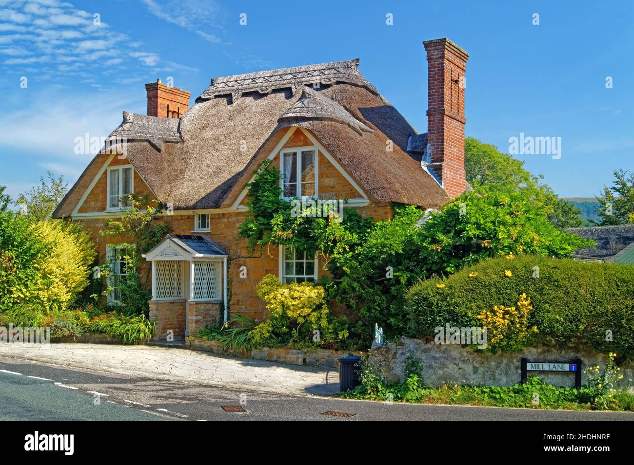 Regno Unito, Dorset, Chideock, il cottage svizzero Foto Stock