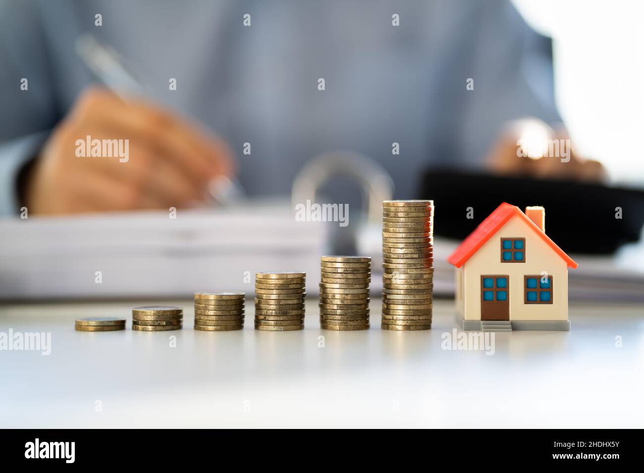 Revisione dell'energia del bene immobile e concetto di imposta Foto Stock