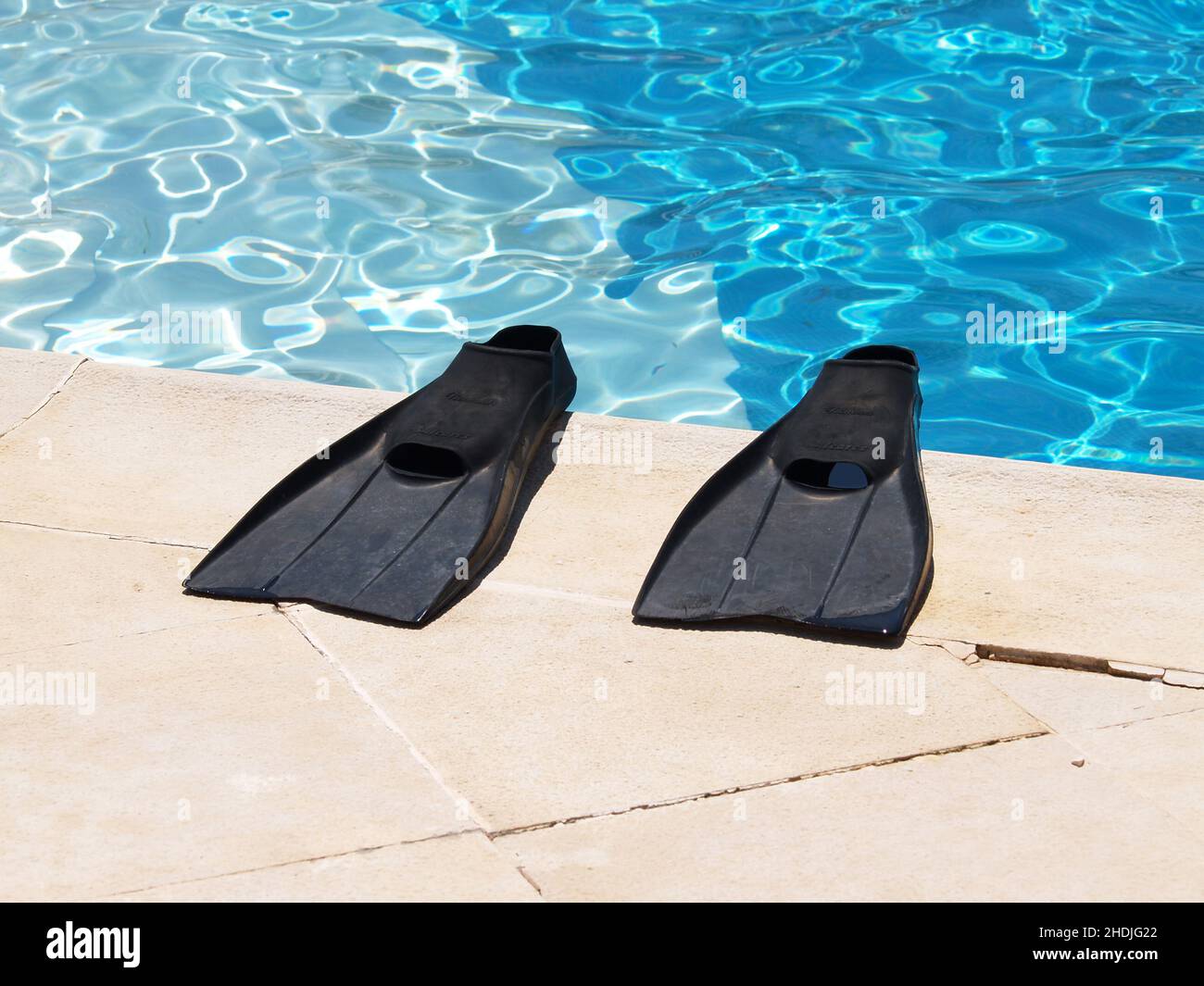 piscina, attrezzatura subacquea, pinne, piscine, palo di legno, attrezzatura subacquea, fin Foto Stock