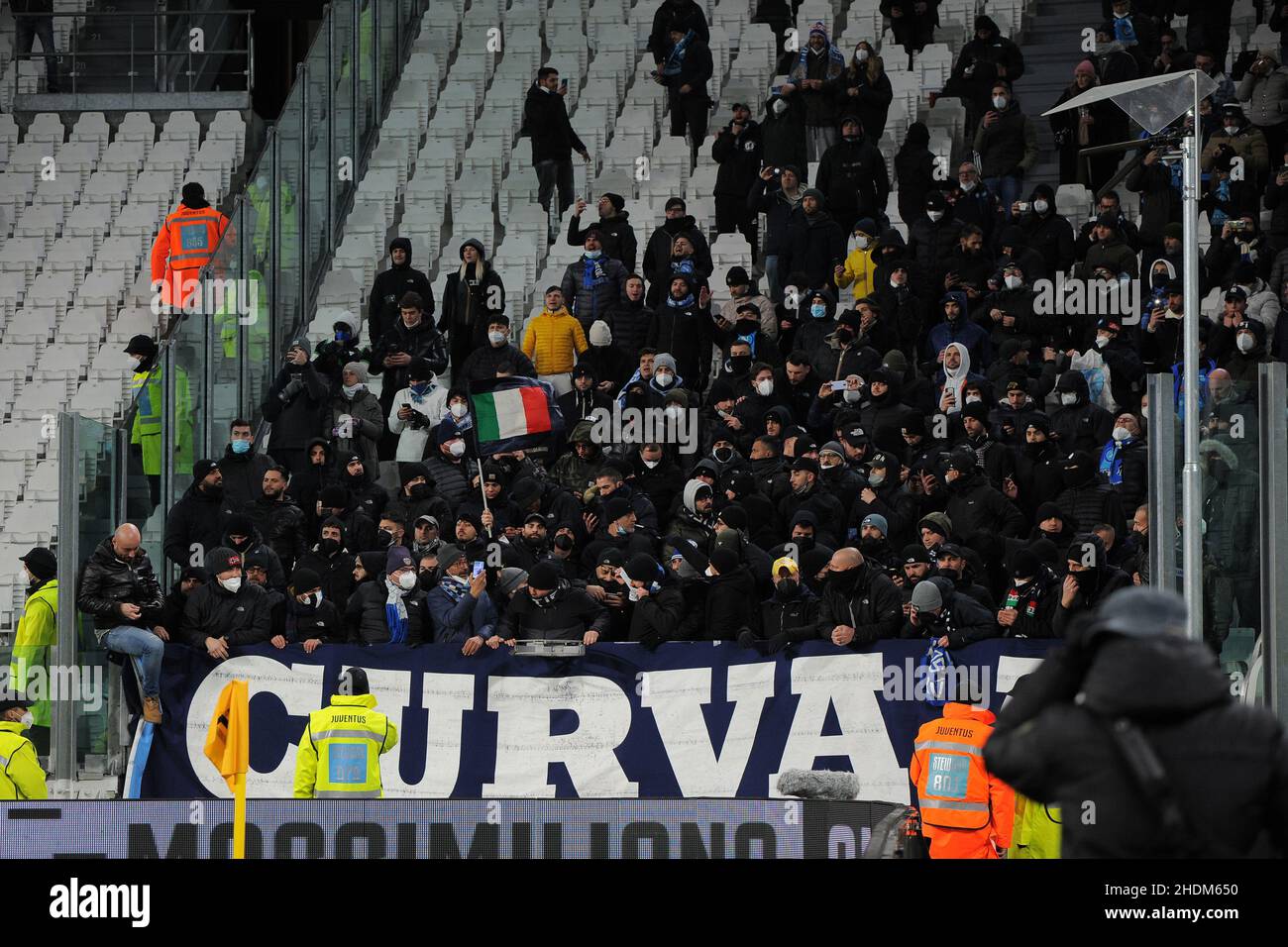 Tifosi durante la serie A partita Juventus Napoli allo Stadio Allianz di Torino Foto Stock