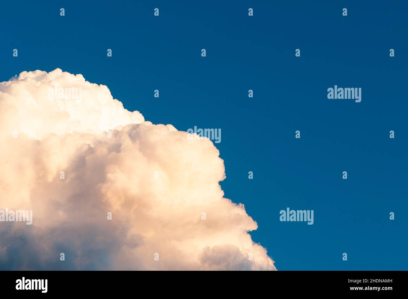 paesaggi nuvolosi, cumuli, paesaggi nuvolosi Foto Stock