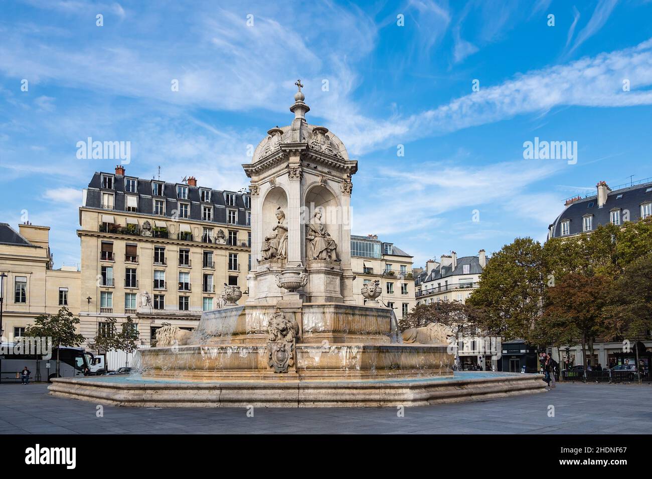 fontaine saint-sulpice Foto Stock