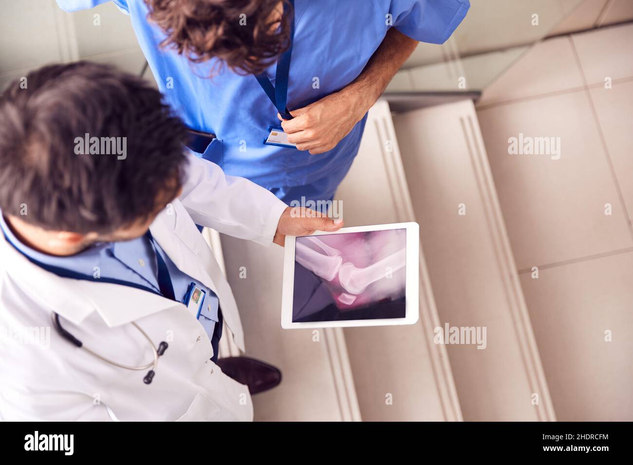 medico, immagine radiografica, incontro, chirurgo, medici, radiologia, raggi x, raggi x, raggi x, feedback, chirurghi Foto Stock