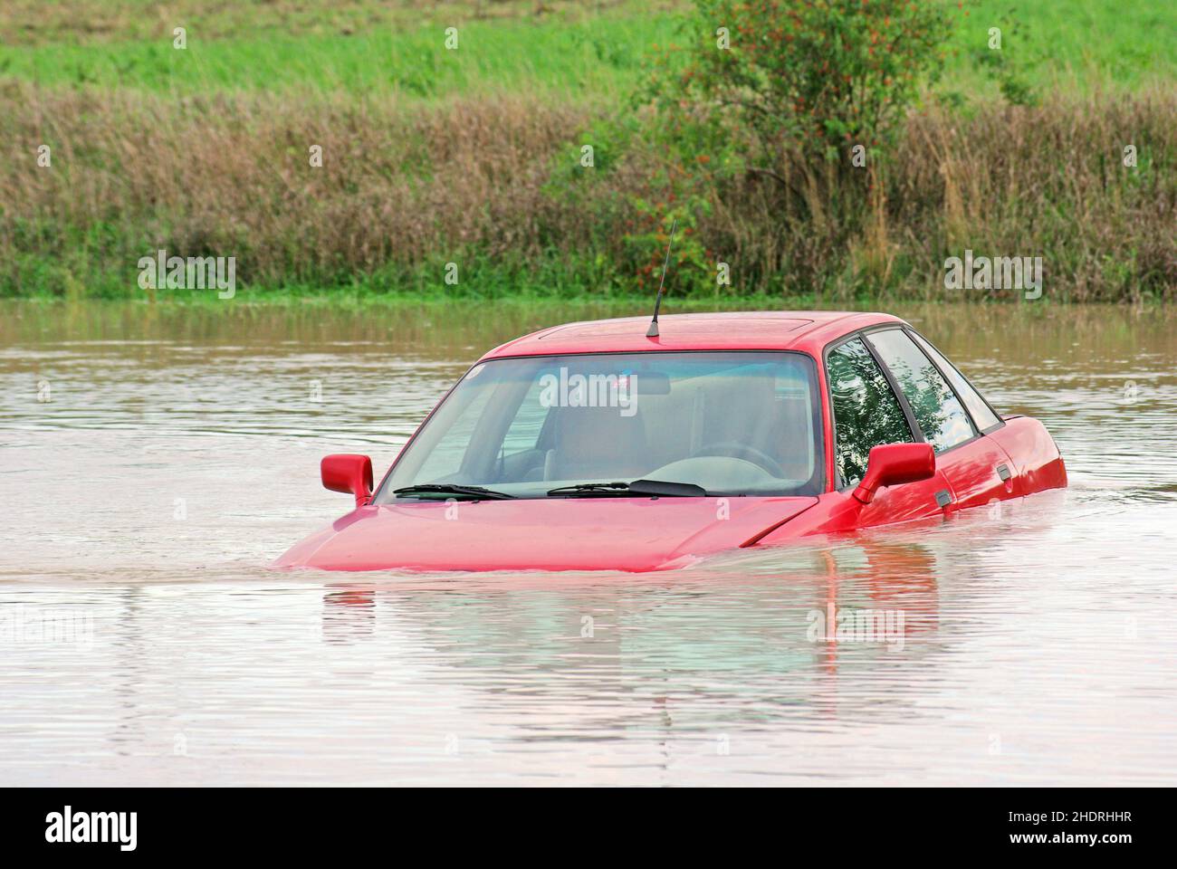 auto, alluvione, leitha, auto, alluvioni Foto Stock