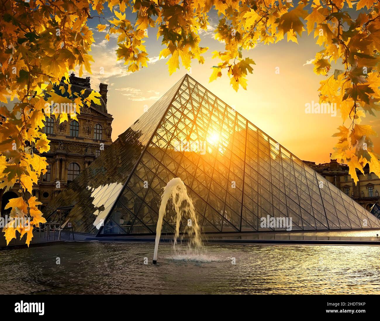 museo, parigi, museo del louvre, piramide di vetro, musei, musee du louvers Foto Stock